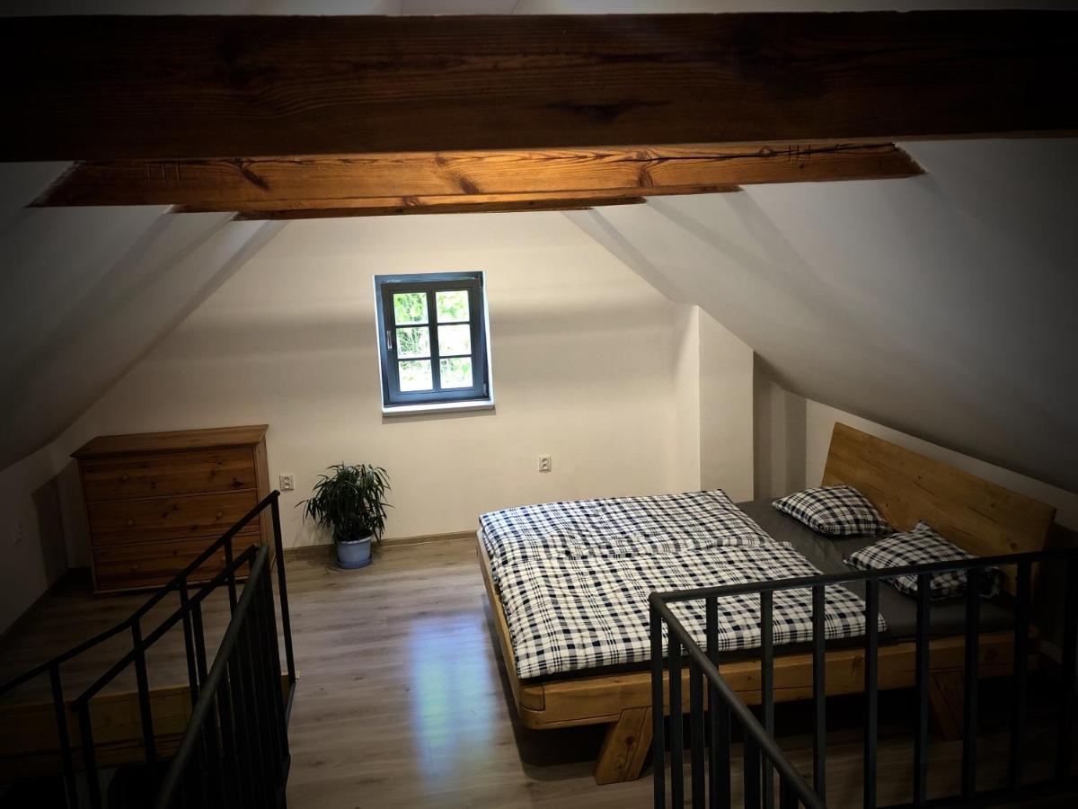 Mezonetovy Apartman S Terasou Na Samote V Lese Vlkava Экстерьер фото